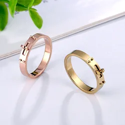 2024 New Stainless Steel Twist Lock Ring Jewelry For Women Brand Design Luxury Quality Rhinestones H Rings Fashion Classic