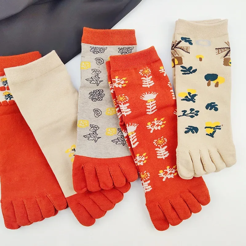 Five-finger Socks Ladies Cotton Split Toe Socks Set Cute Sweet Jacquard Women Socks