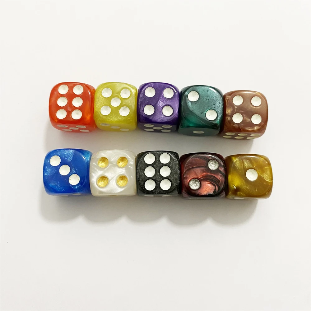 Juego de dados con patrón de perlas D6, Puzzle de dos colores, accesorio de juego de mesa, juego divertido de dados con 6 caras, 12mm, 10 unidades por juego