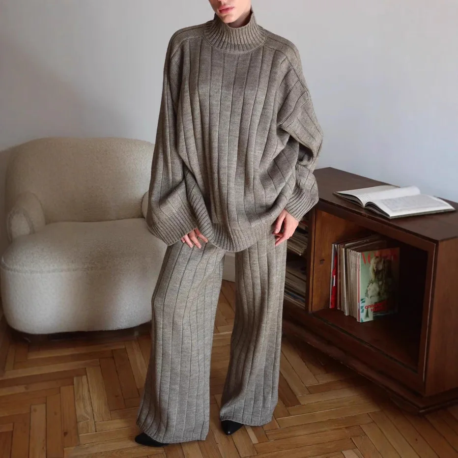 

FW25 женский вязаный комплект в вертикальную полоску, мягкий нежный стиль, приталенный свитер, широкие брюки, комплект из двух предметов