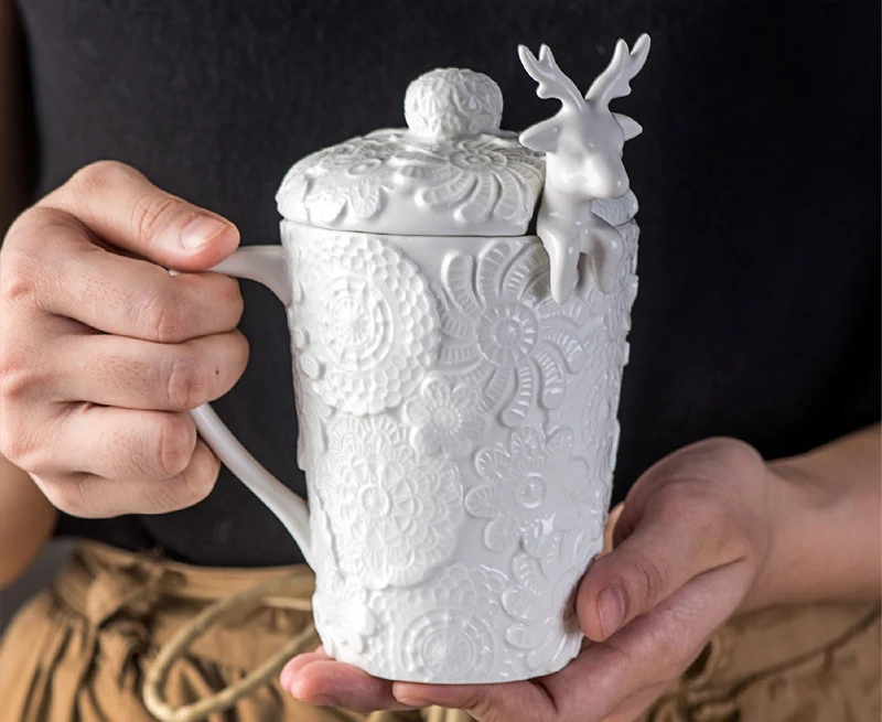 

320ML, Porcelain Reindeer Design Mug with Spoon, Christmas Novelty Gift, Vintage Ceramic Coffee Mugs, Cute Present