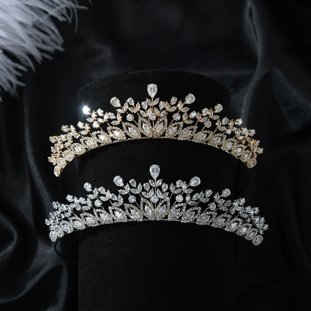 

Girls Zircon Crystal Fresh Flower French Bridal Crown Simple Wedding Tiaras Headwear for Women Birthday Hair Accessories