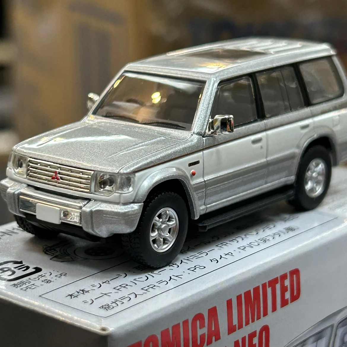 Tomytec Tomica TLV N206A N189A/B Car Snap 01A/B PAJERO Out of Print Limited Edition Simulation Alloy Static Car Model Toy Gift