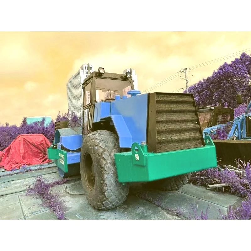 Heavy Duty Road Roller Double Drum Asphalt Compactor Construction Road Paving Machine for Highway Maintenance Project Customized