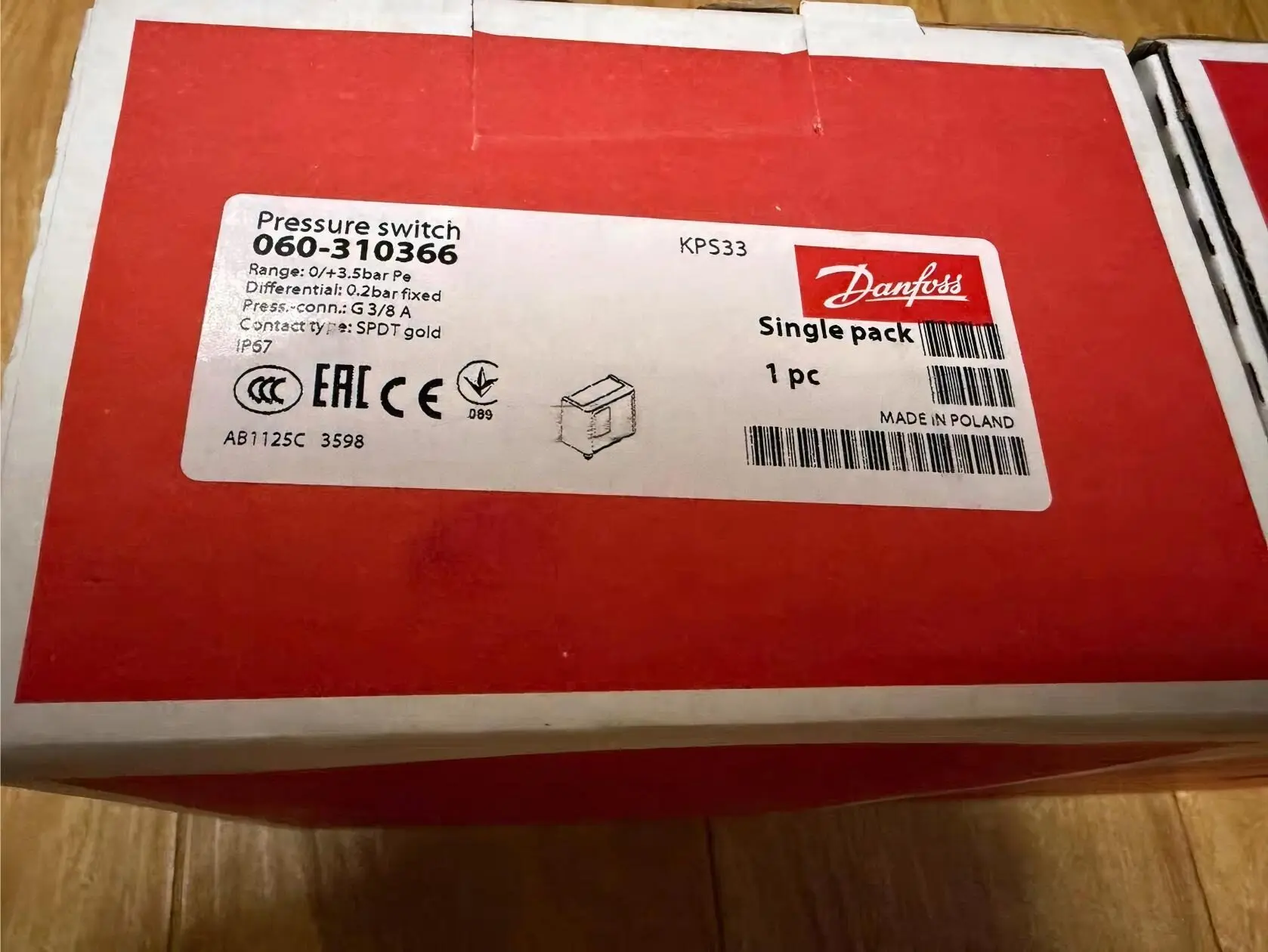 

Model 060-310366 New Danfoss Pressure Switch Kin stock