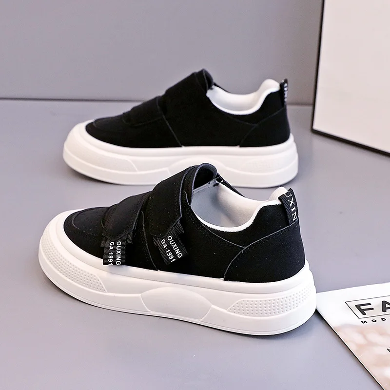 

2025 Hot Selling Spring New Thick Soled Height Increasing Fashionable Casual Board Shoes Versatile Board Shoes