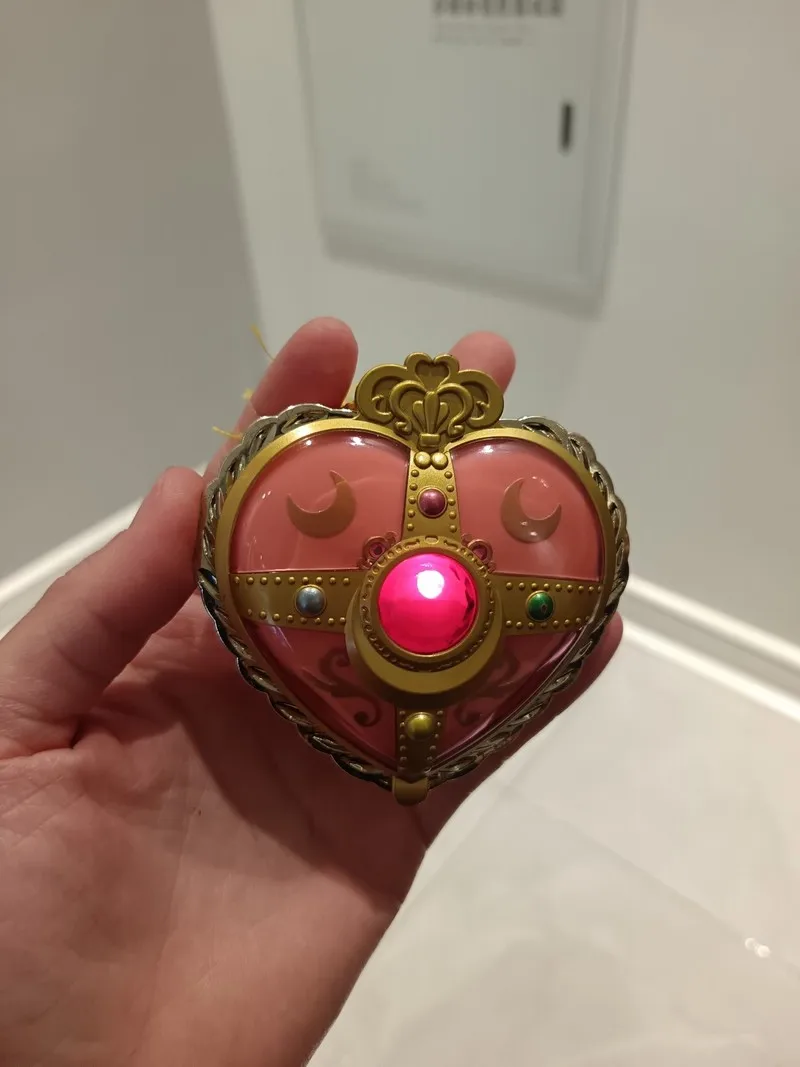 متوفر في المخزون جهاز تحويل Usagi الأصلي بحار القمر المباشر من بانداي اليابان للهدايا