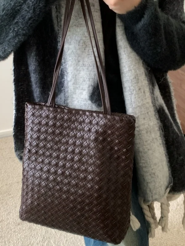 

Большая кожаная сумка-ведро ручной работы в стиле ретро, пригородная большая сумка из мягкой кожи, американская ретро сумка-тоут для женщин