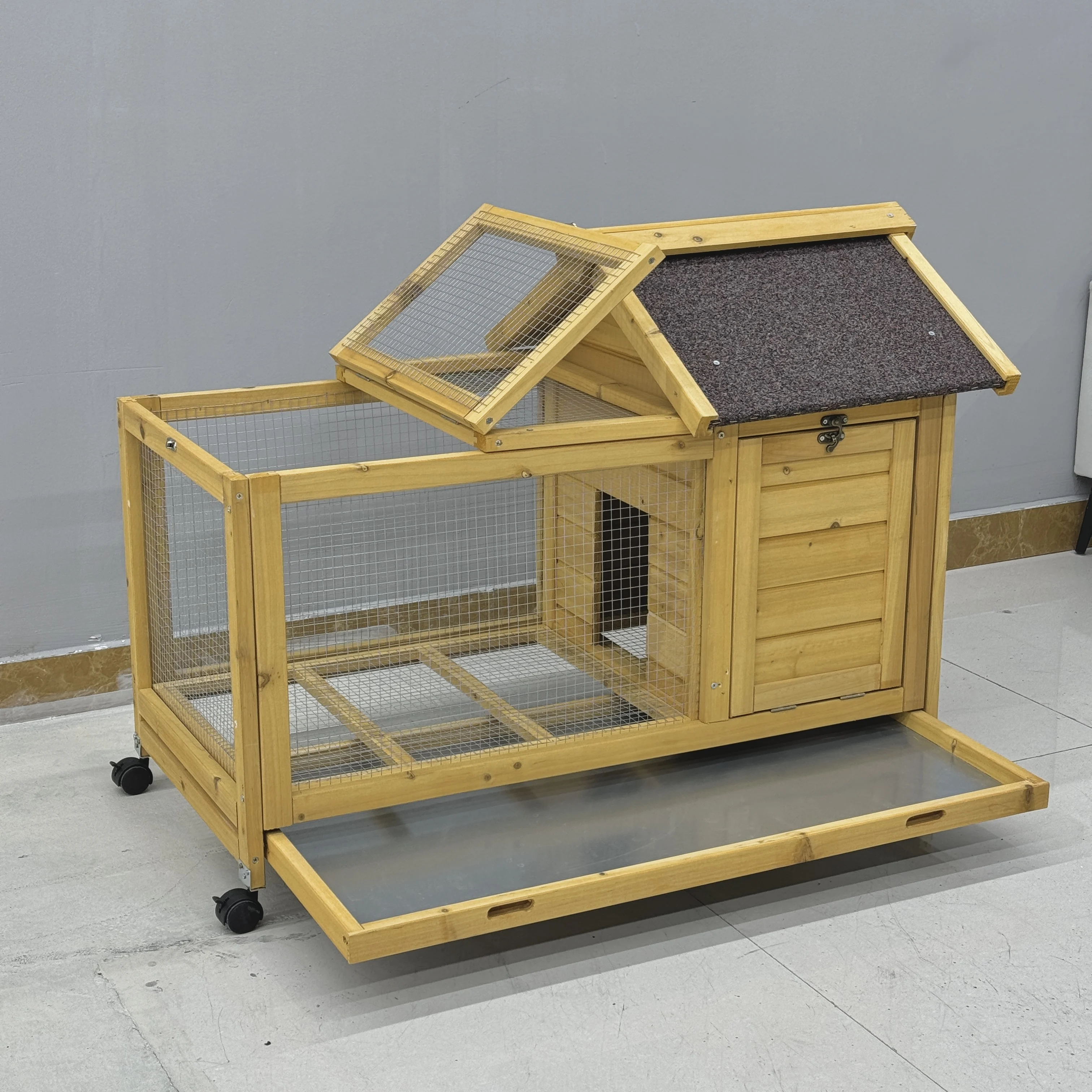 Indoor Outdoors Chicken House With Wire Mesh Metal Running Cage Sustainable Pine Wood Bird Coop Birds Rabbits Outdoor Use