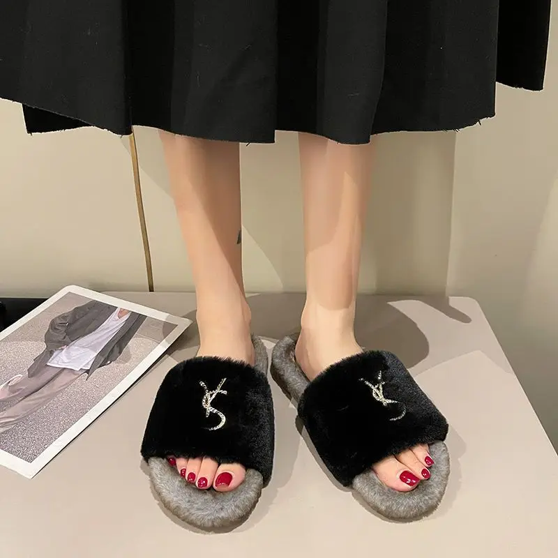 Mao Mao Rhinestone Slippers Are Worn In Autumn 2023, and The Thick-soled Autumn and Winter Luxury Sandals Are Worn