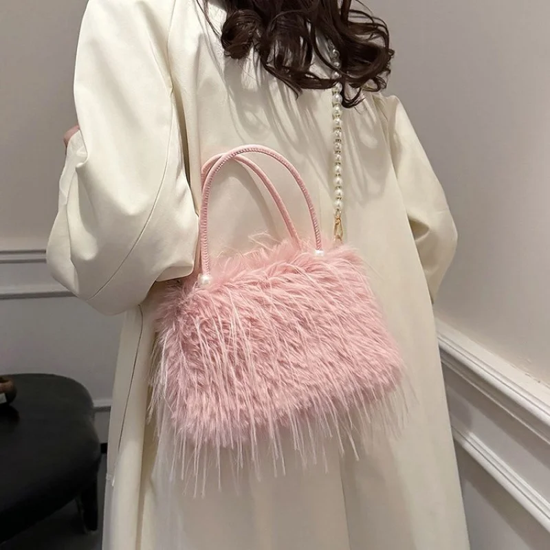 

Elegant Leather Women's Messenger Bag High-End Luxury Brand Fashionable Classic Paris Stylish Trim Daily Bag​