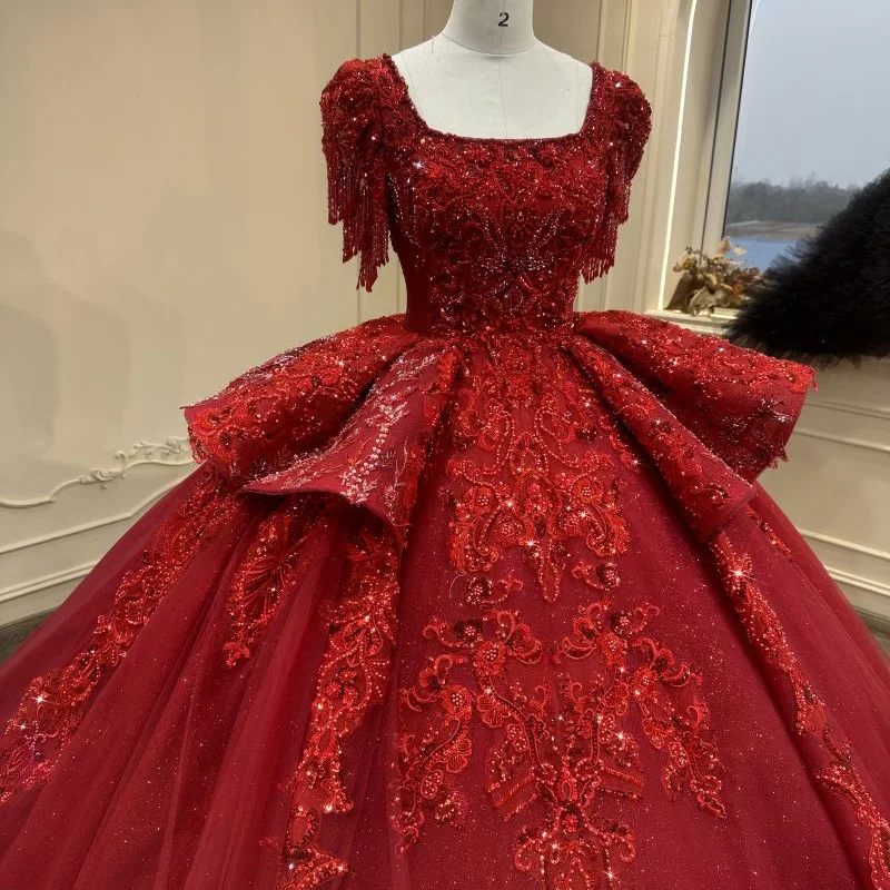 2024 new square-neck short-sleeved red wedding dress