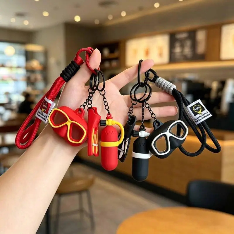 Niedlicher Silikon-Schlüsselanhänger mit Tauchmotiv und Handgelenksband, Mini-Ausrüstungsanhänger für Taucher, zur täglichen Verwendung und zur Dekoration von Taschen. – Detail 4