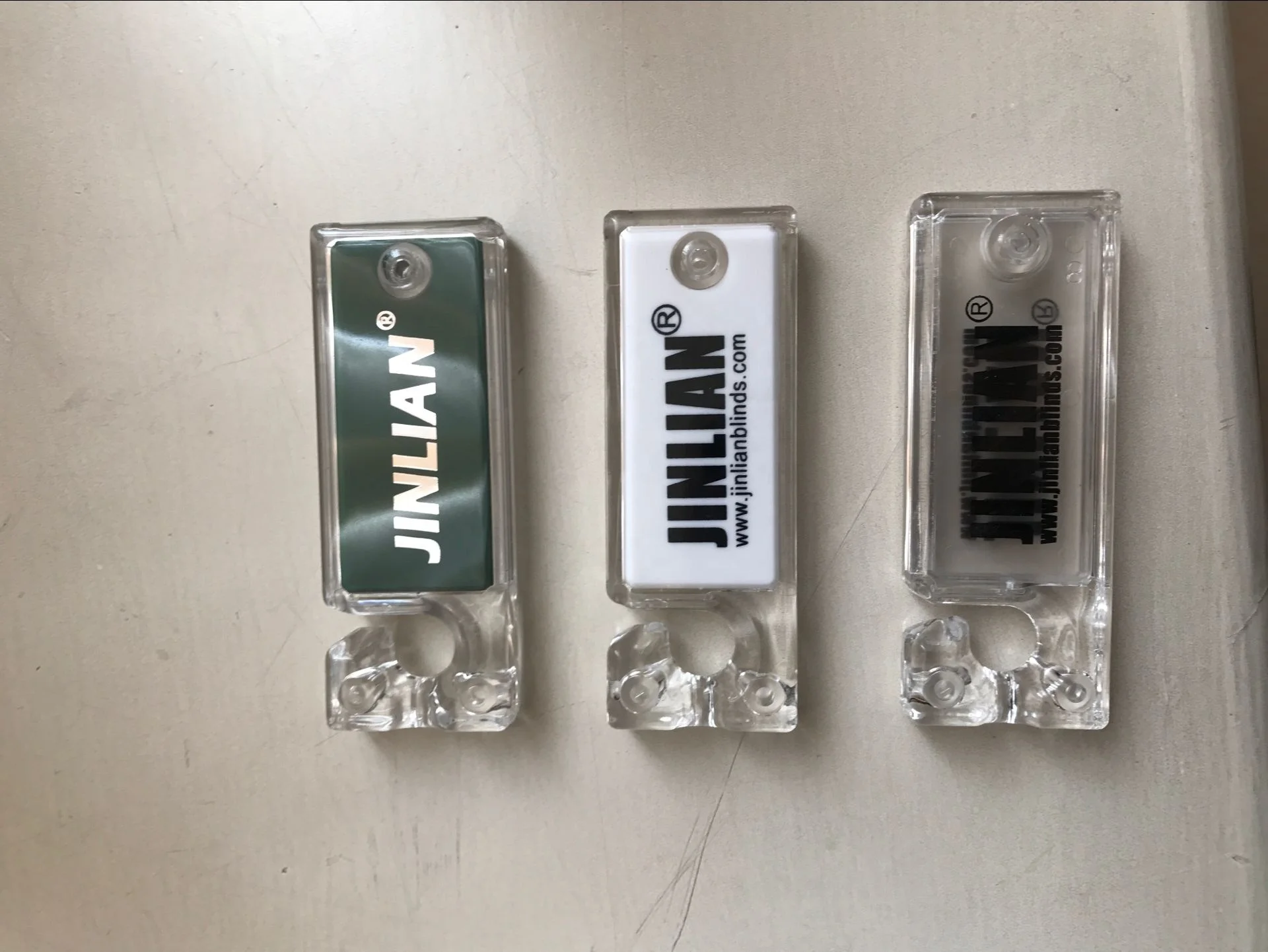 อะไหล่ม่านม้วนพลาสติกใสป้องกันรังสียูวี VCW29 พร้อมสายร้อยม่านแบบเวเนเชียน ตุ้มถ่วงน้ำหนัก ม่านบังแสง