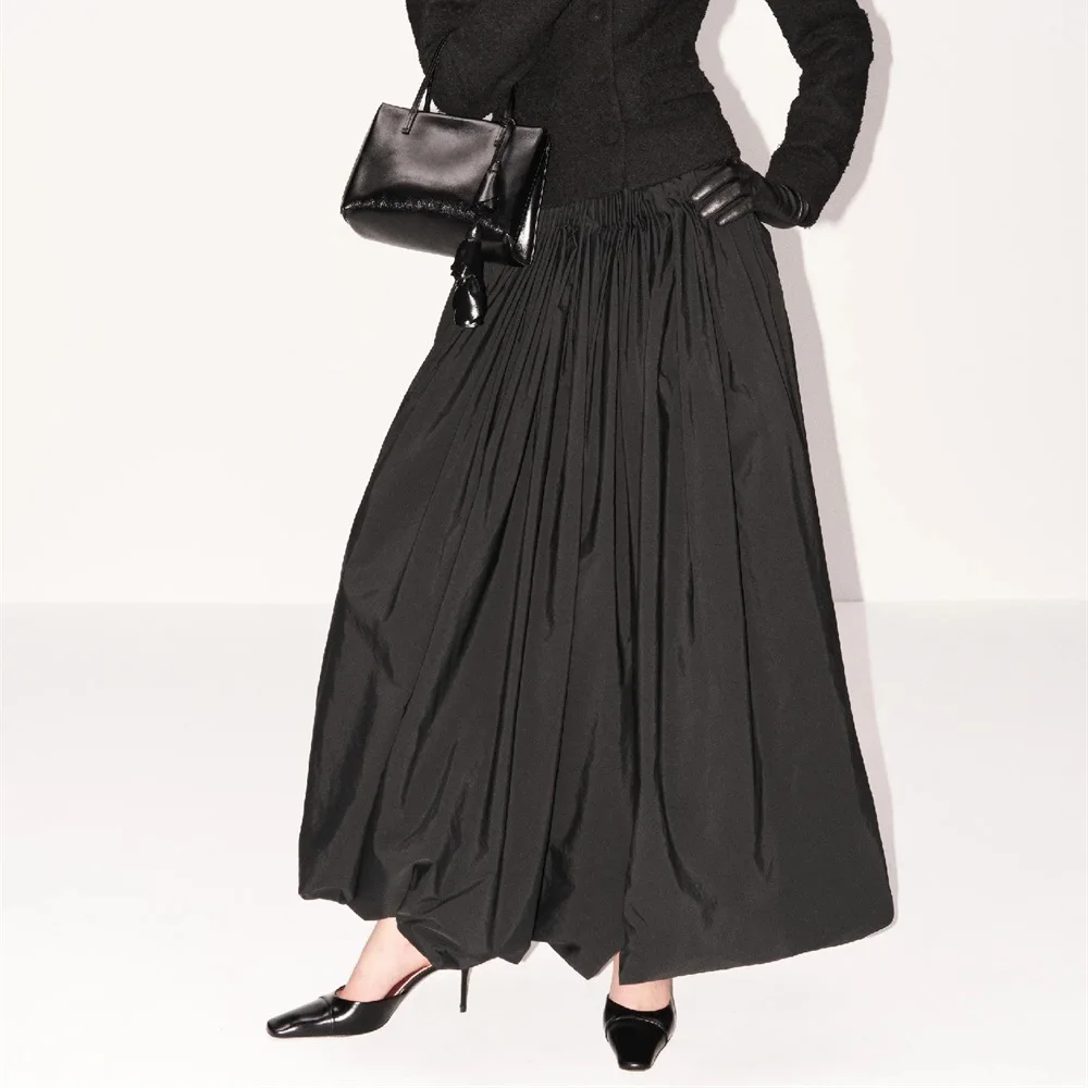 Summer 2026 Women’s Pleated Satin Skirt – Elastic Waist, Loose Fit, Flared Silhouette, Y2K-Inspired, Versatile Fashion Piece bra