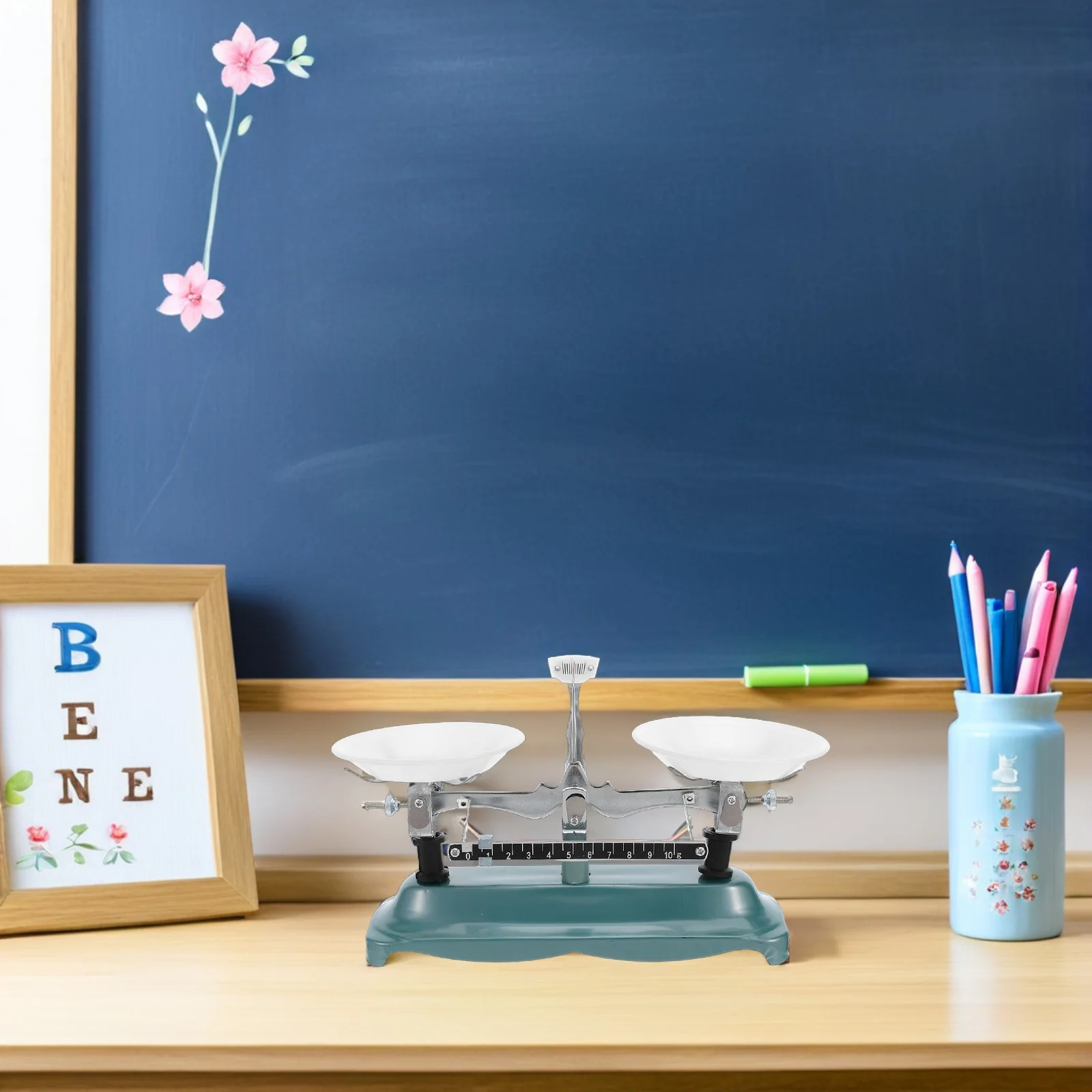 Laboratory Balance Scale 500G 0.5g Mechanical Pan Balance with Calibration Weights for Science Classrooms Research Analysis