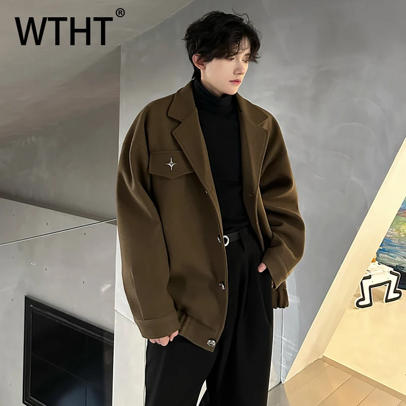 

WTHT Fashion Men's Solid Color Spliced Metal Design Coats Trendy Turn Down Collar Long Sleeves Jackets Male 2025 Autumn 2A2159