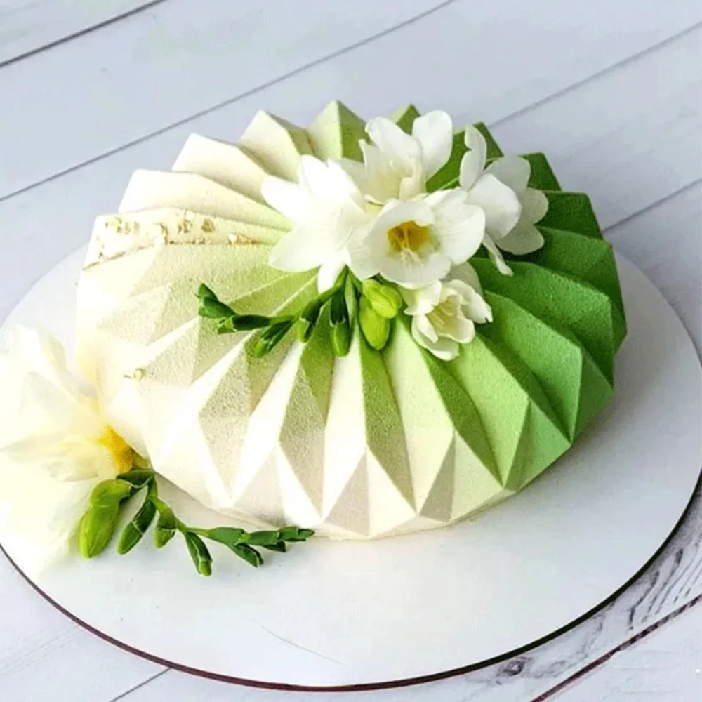 New Lace Mousse Silicone Cake Mold Hot Sale Diamond Lace Round Cake Mould DIY Baking Accessories Bread Oven Tray Reusable Tools