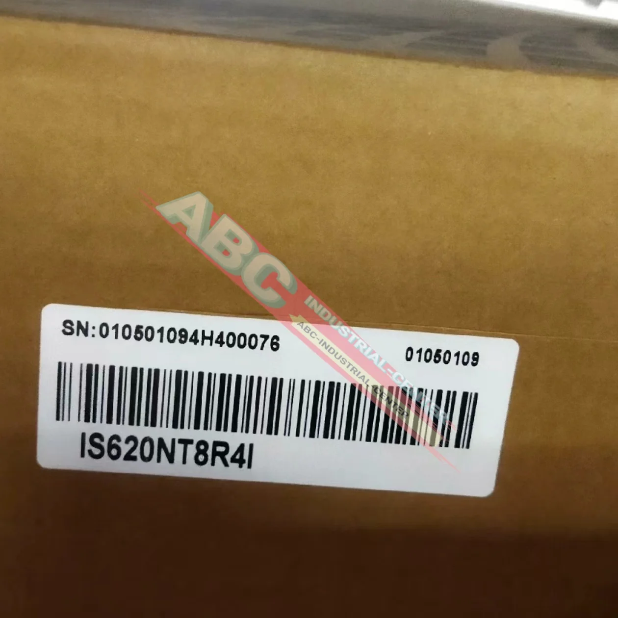 محرك سيرفو IS620NT5R4I IS620NT8R4I جديد في الصندوق