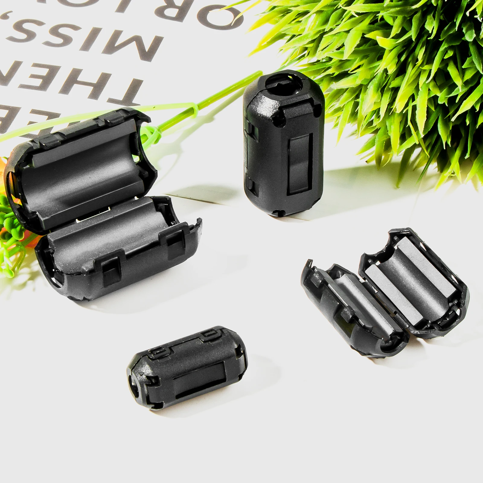 10 stks Clip-On Ruisfilter, Rit Core Choke Ring RFI EMI Ruisonderdrukker Kabel Clip