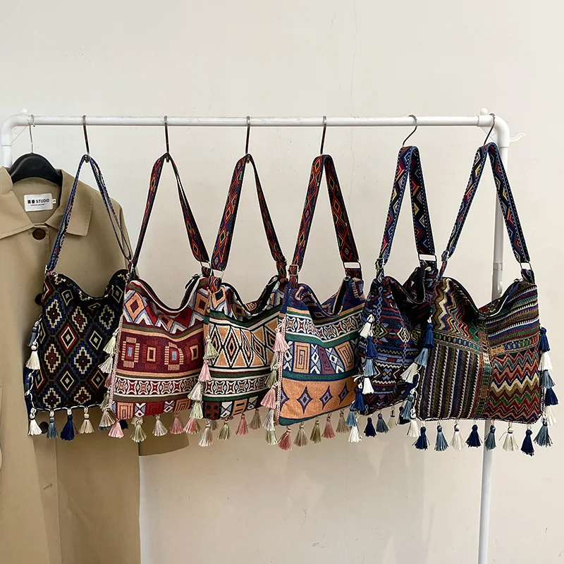 

Large capacity Boho tassel bag women's ethnic style hand tote bag vertical style square shoulder crossbody bag