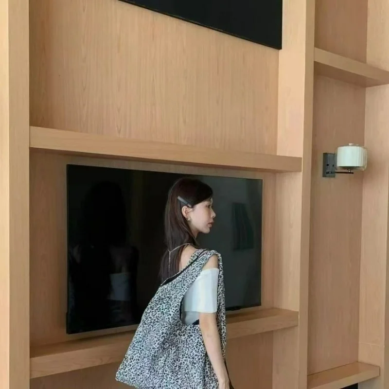 

Fashionable Leather Tote Bag For Women Luxury Brand Crossbody Shoulder Handbag Designer Elegant Ladies Purse