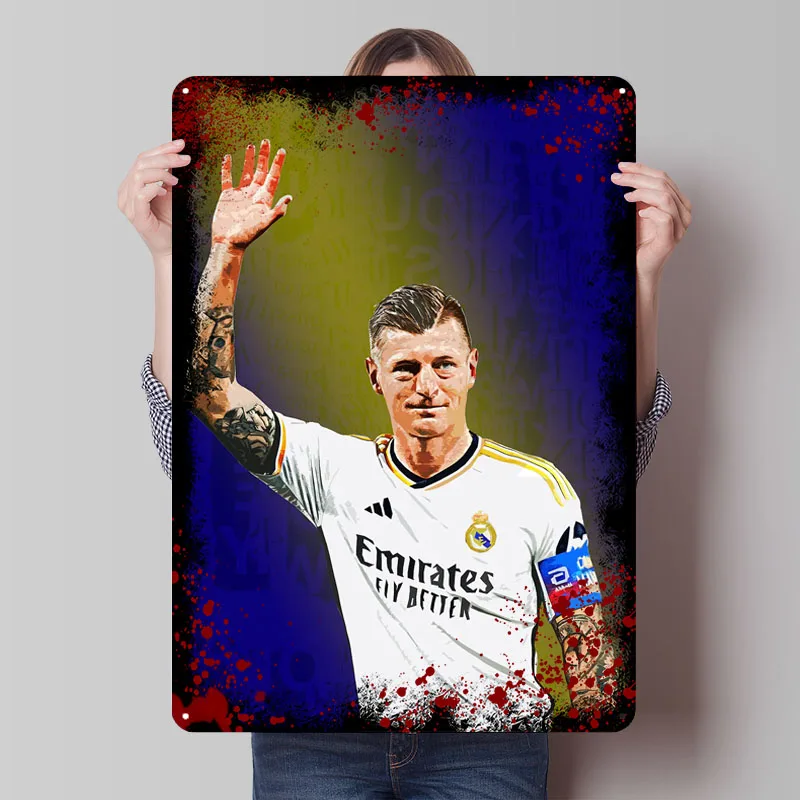 Toni Kroos Real Madrid jugador de fútbol cartel de Metal decoración de baño carteles de estaño de Metal de fútbol personalizados para decoración de la habitación del hogar Retro