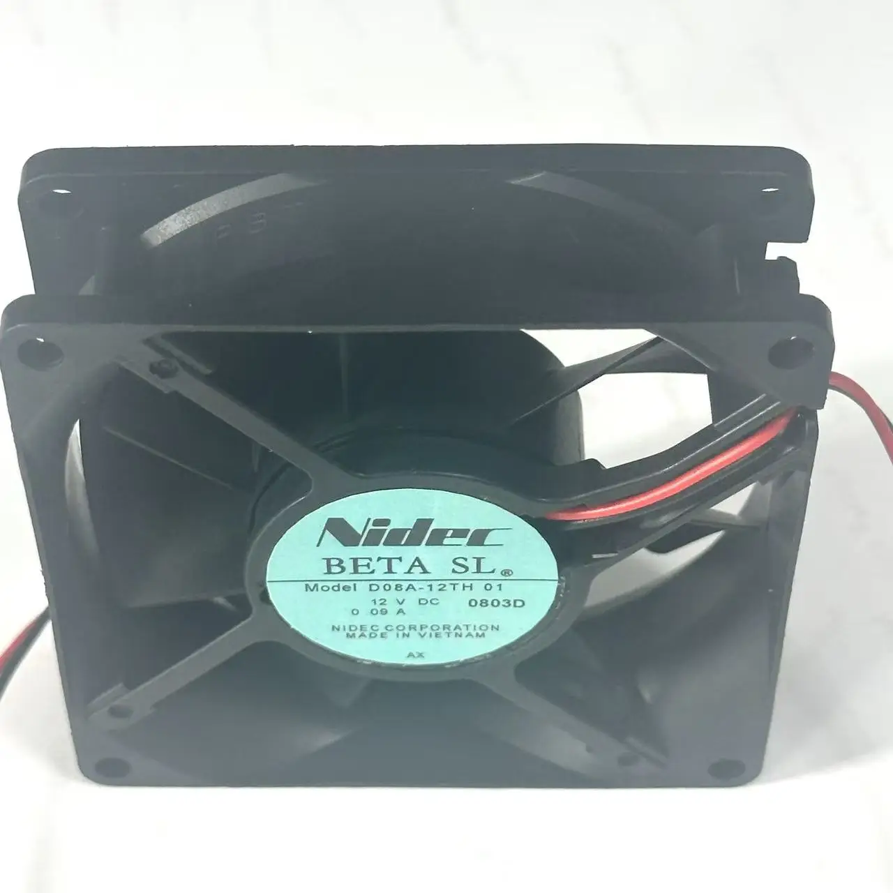 Obrázek 4: Nidec D08A-12TH 01 stejnosměrný 12V 0.09A 80x80x25mm 2-wire serveru chladící fanoušek