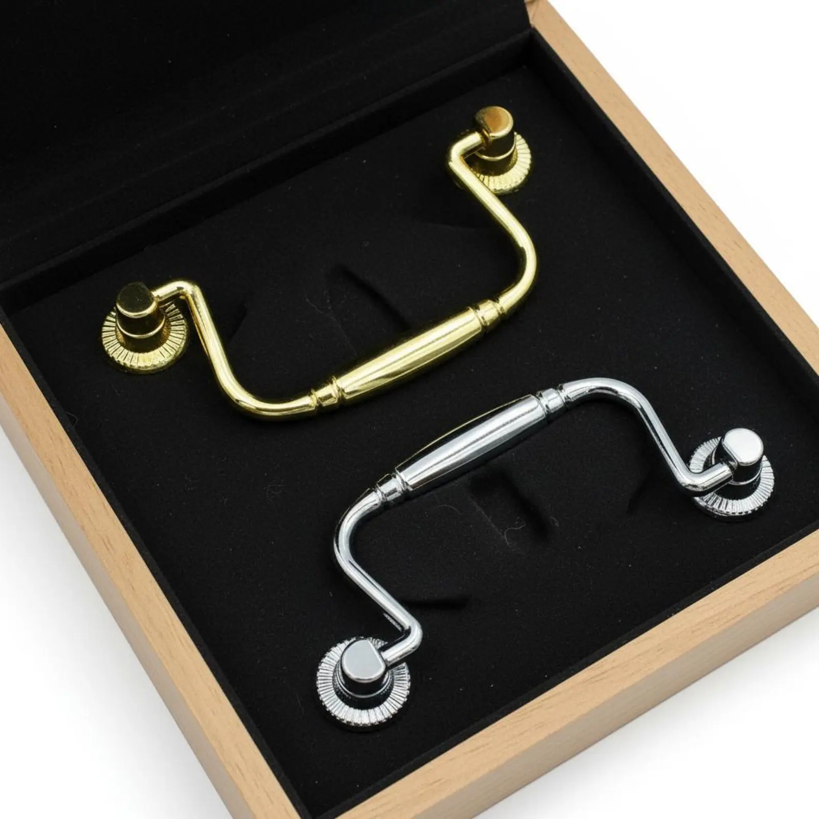 

Zinc Alloy Box Handle Polished Finish Vintage Drop Handle Hardware Fitting Easy Installation for Crafters, Tool Storage Unit