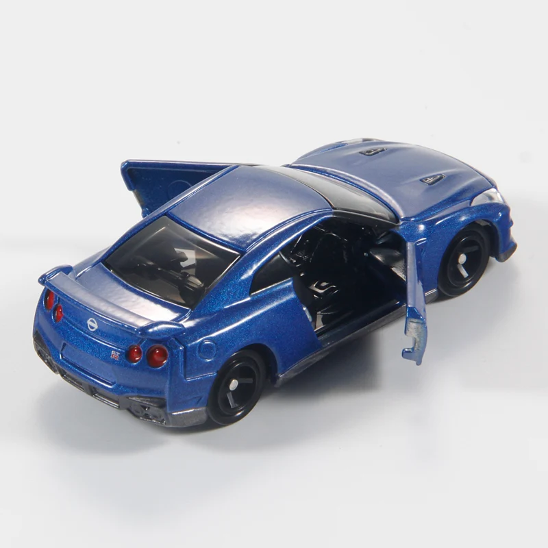 Takara Tomy Tomica 1/62 Mini Diecast Alloy Model Car Toys Metal Sports Vehicles NISSAN GT -R Gifts for Teenagers #23