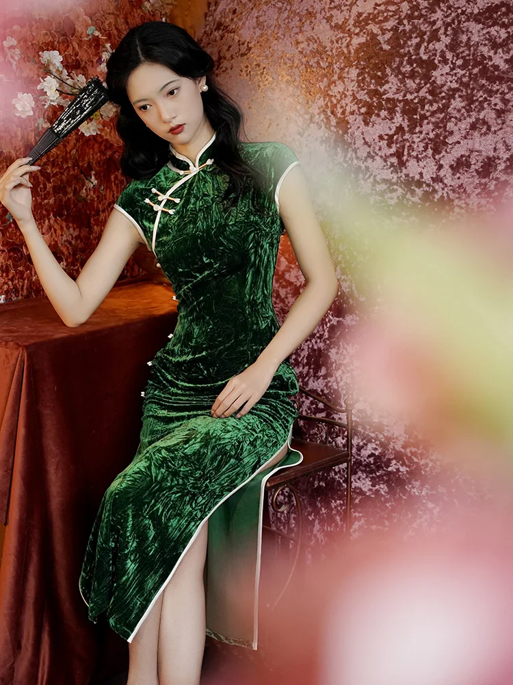 

Женское бархатное платье с длинными рукавами и высоким разрезом, в стиле ретро, для повседневной носки, с элементами китайской культуры.