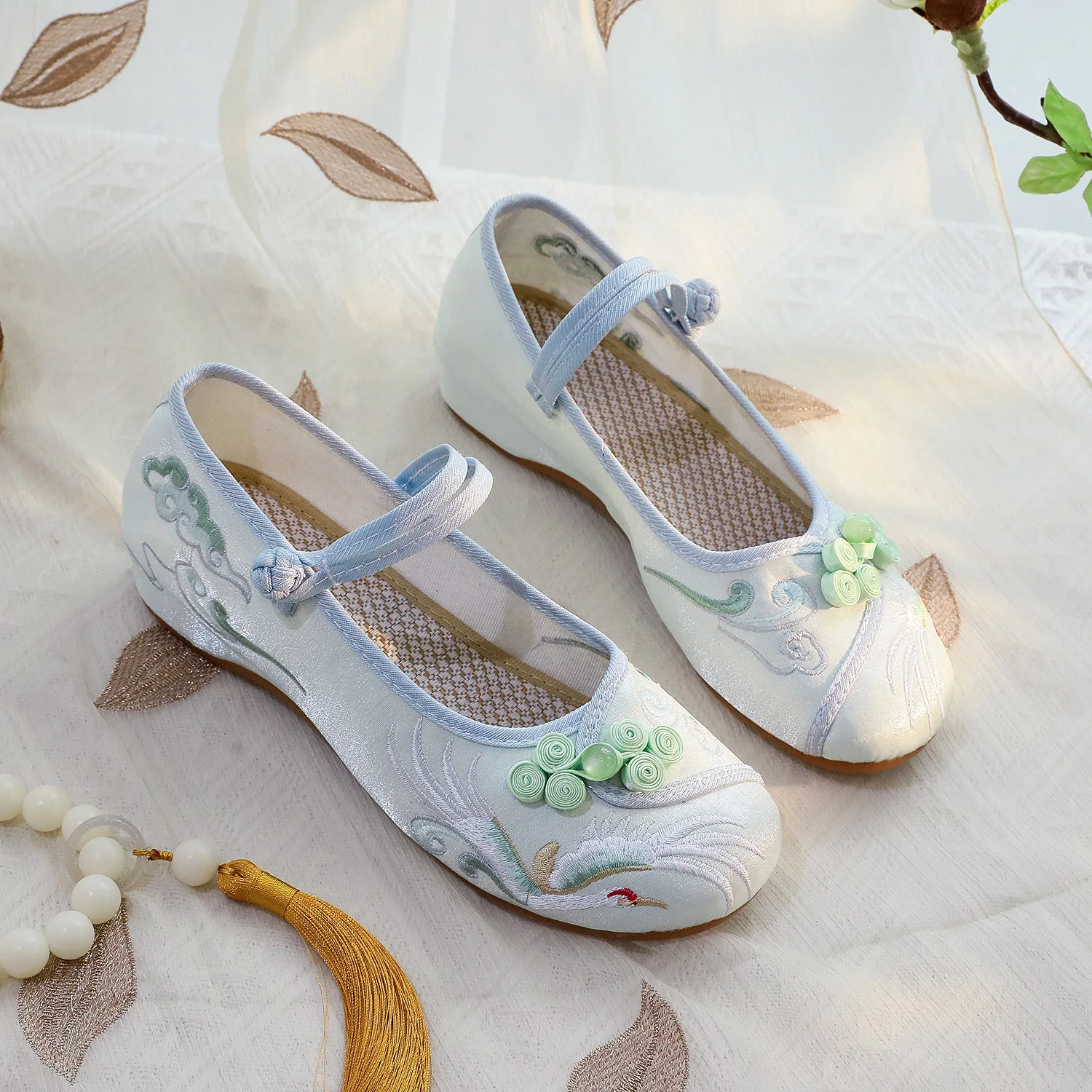 Embroidered Round Toe Low Heel Mary Jane Shoes with Traditional Button Dress Pumps Vintage Fabric Dance Shoe