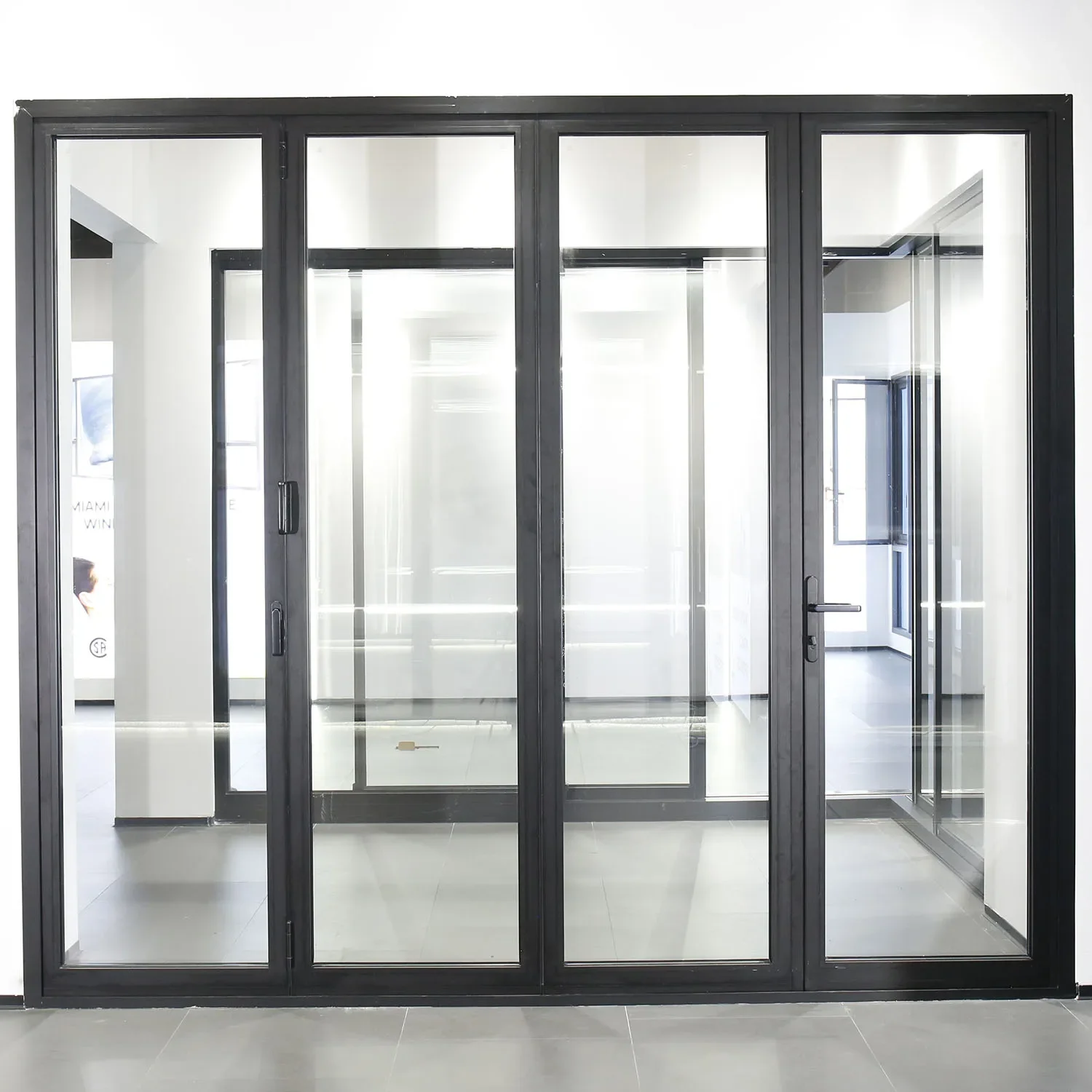 Sixinalu 1.8mm Thermal Break Aluminum Profile Alloy Frame Accordion Door Custom-made Double-glazed Tempered Glass Folding Door