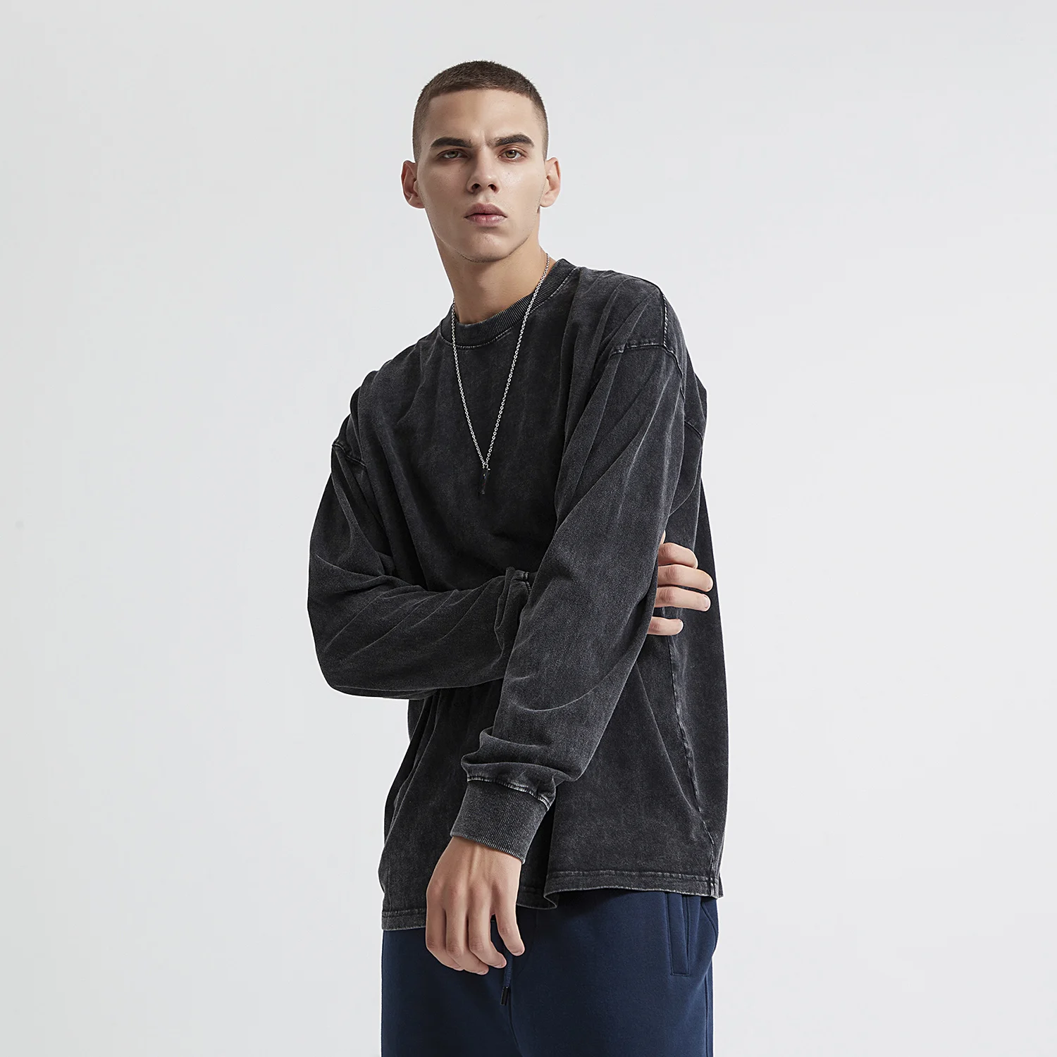 Vintage Long Sleeve Tees for Men Acid Wash T Shirts Casual Loose Fit Basic Crewneck Tops Cotton Distressed Oversized T Shirt Men