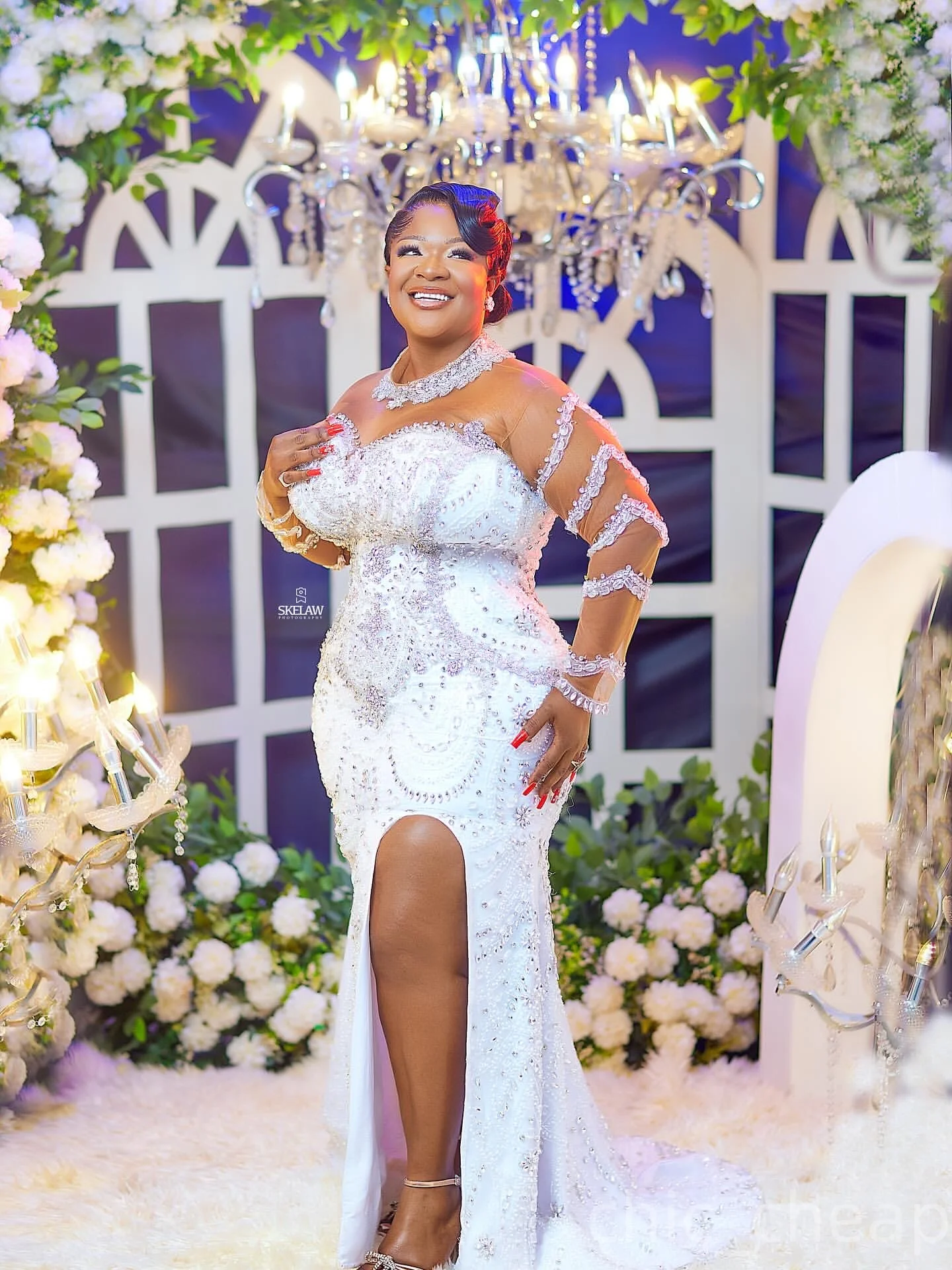 تخصيص عالية الياقة تسلق بلورات حبة فستان الزفاف مع طبقات للانفصال قطار Vestido De Noiva كم طويل زي العرائس