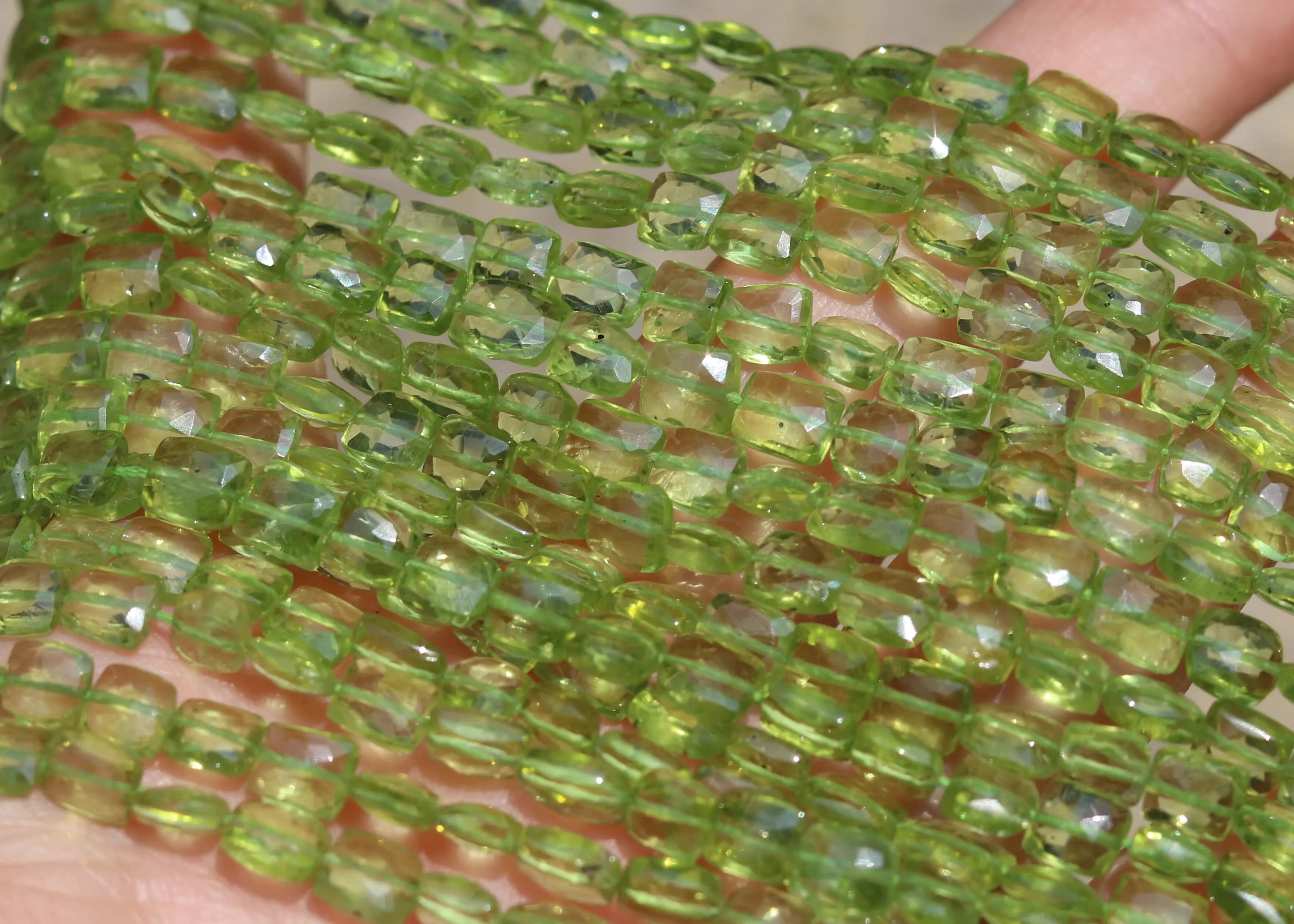 

Peridot GREEN 5MM SQUARE FACETED 35CM for DIY jewelry making loose beads FPPJ wholesale nature