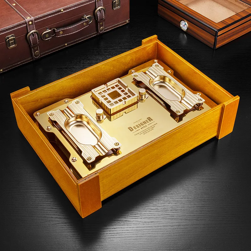 

Metal Cigar Cigarette Set Deluxe Set Multifunctional Ashtray Light Luxury Exquisite Wood Box Solid Wood Packaging