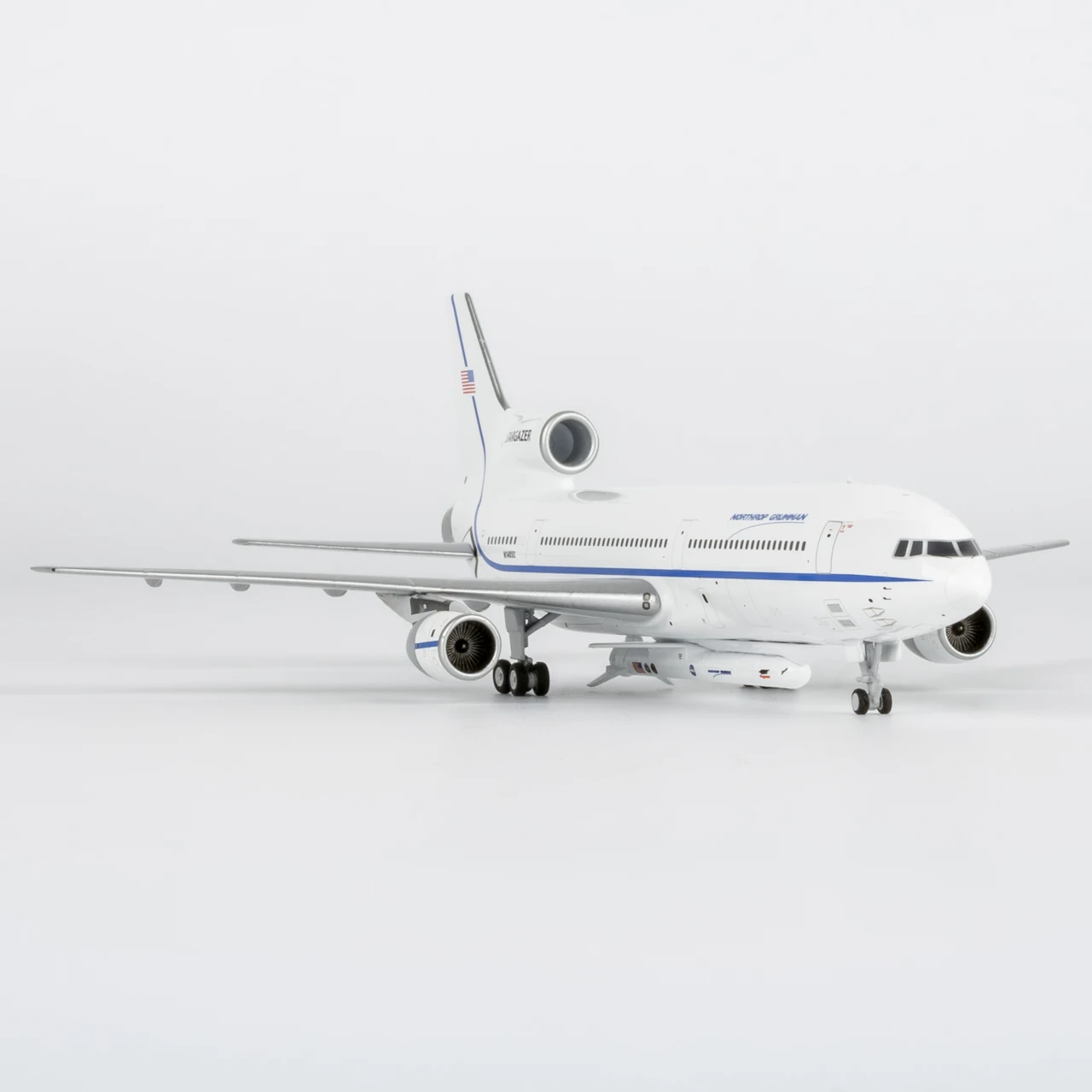 NG31037 1/400 L-1011 نموذج طائرة N140SC (منصة إطلاق الصواريخ) نموذج طائرة من سبيكة