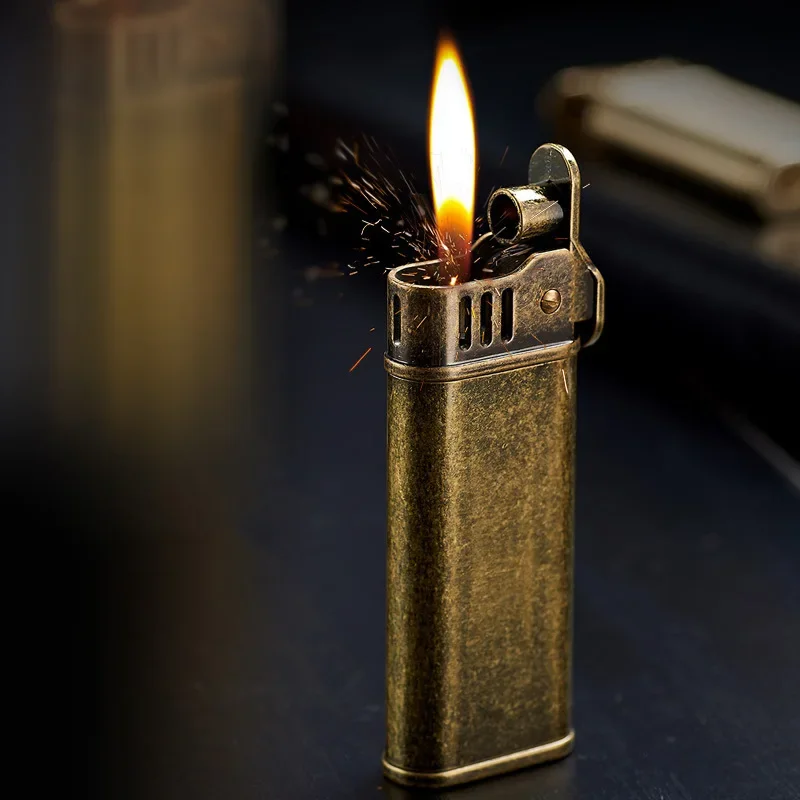 1 Tang Grass Vintage Flint Kerosene Lighters Flame Retro Metal Grinding Wheel Petrol Cigarette Cool Lighters Creative Gadgets