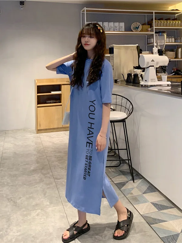 

Elegant and minimalist t-shirt dress women's summer loose letter printed split long dress casual outerwear lazy dress 5FFH