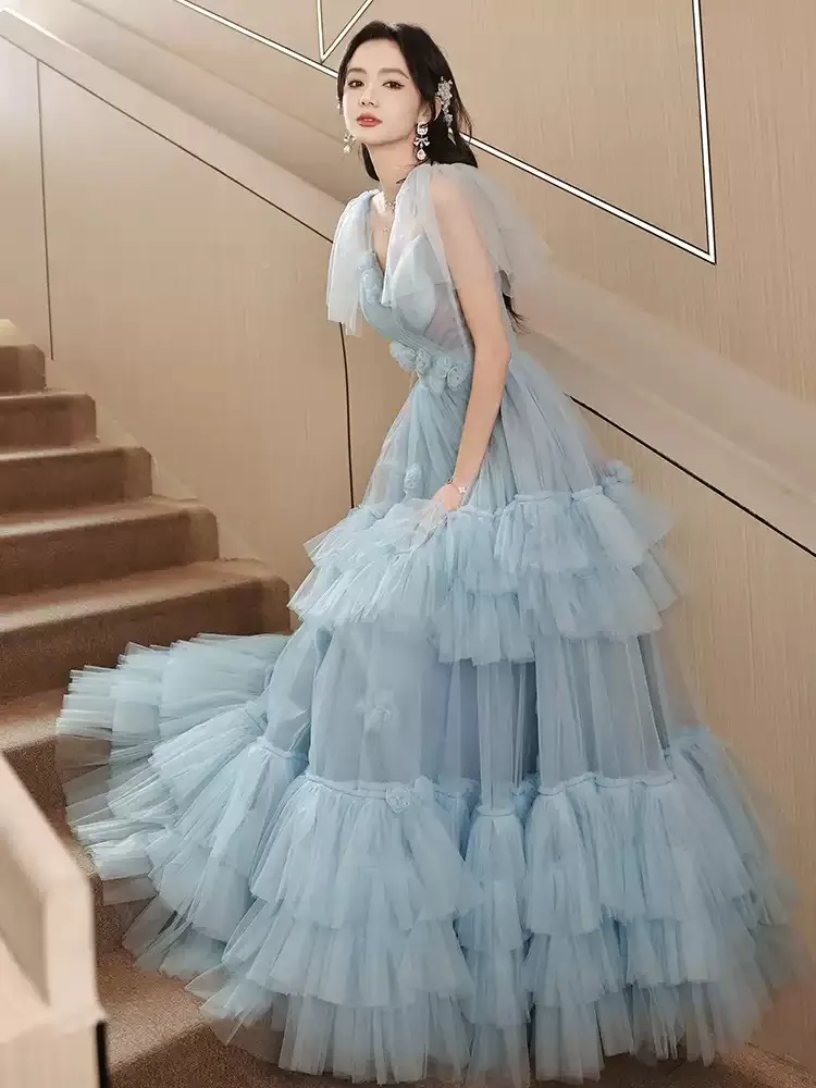 2025 Vestido de noche azul Capas Vestidos de fiesta de tul Capas Plisados de tul Vestidos de fiesta de verano Con cordones en la espalda