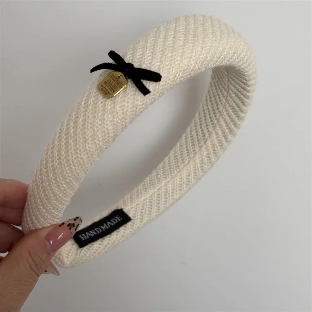 Brandneues, sanft braunes Stoff-Stirnband mit Schleife, hohe Haarspange für den Schädelbereich, einfaches Alltags-Stirnband, vielseitiges Haar-Accessoire 2025 – Detail 13