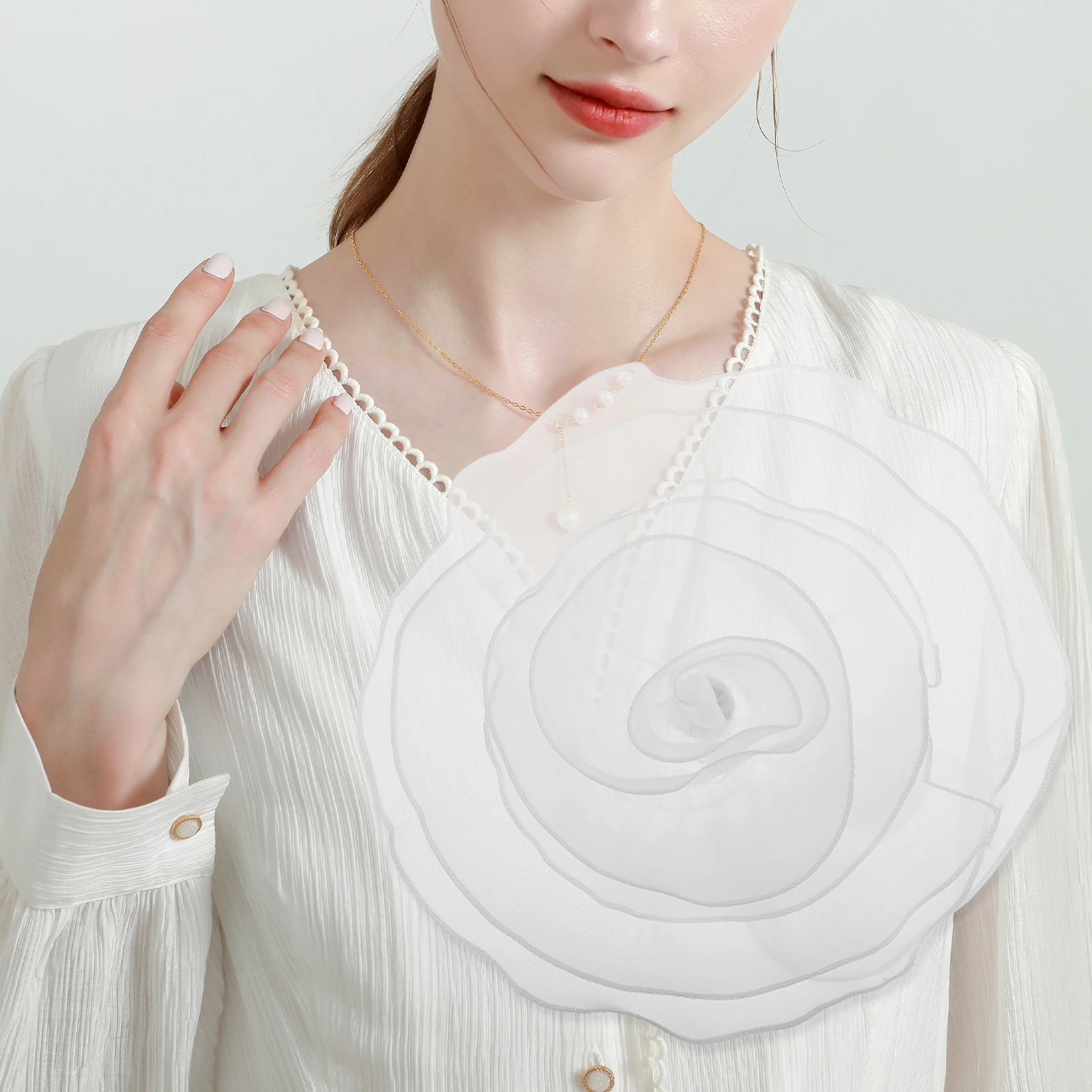 

Three-dimensional Large Flower Brooch Accessories Pins for Women Fashion Corsage Fabric Organza Decorative Crochet