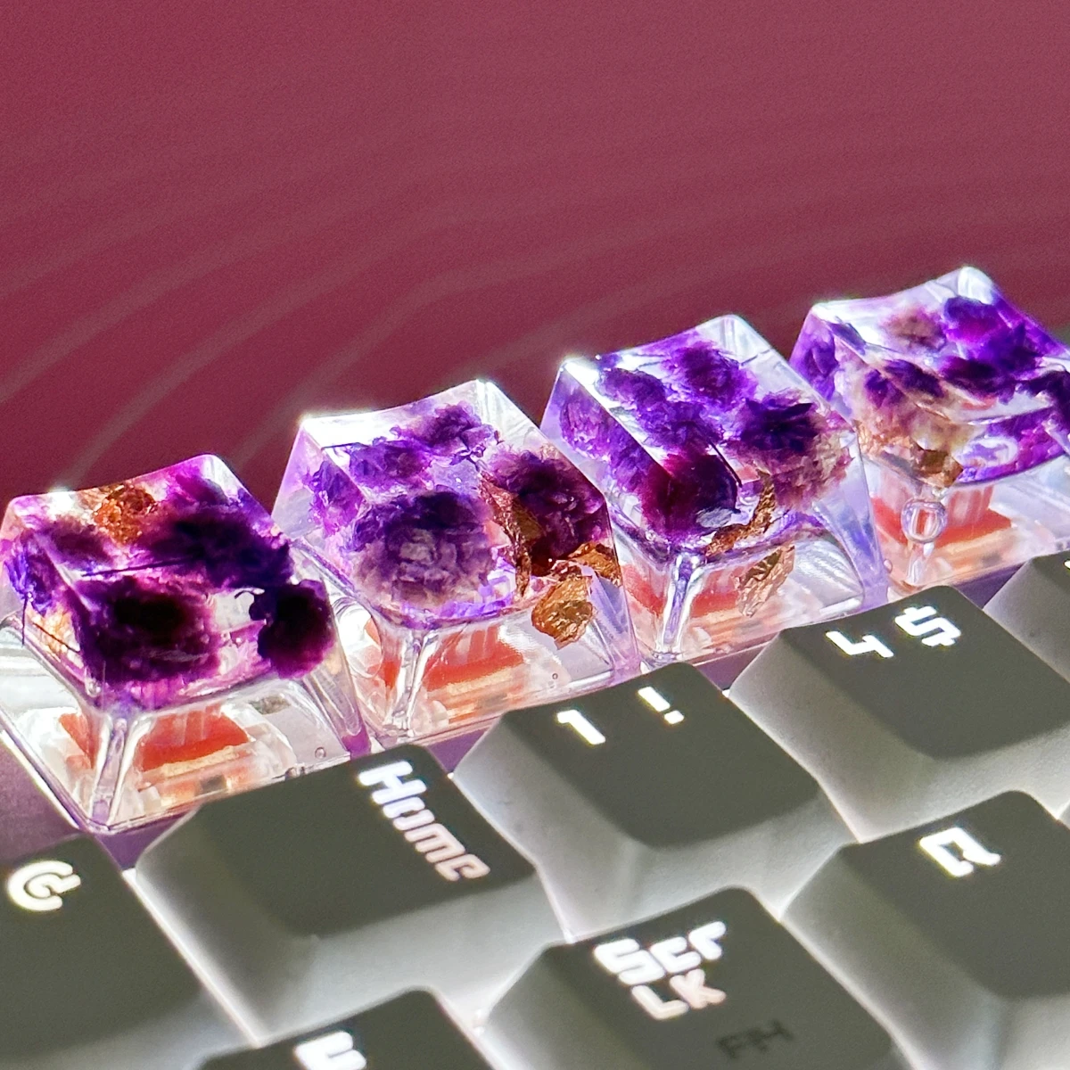 Cross-Axis Mechanical Keyboards -Unique and Stylish Keycap Accessories Translucent Dried Flower Keycaps - Image 6