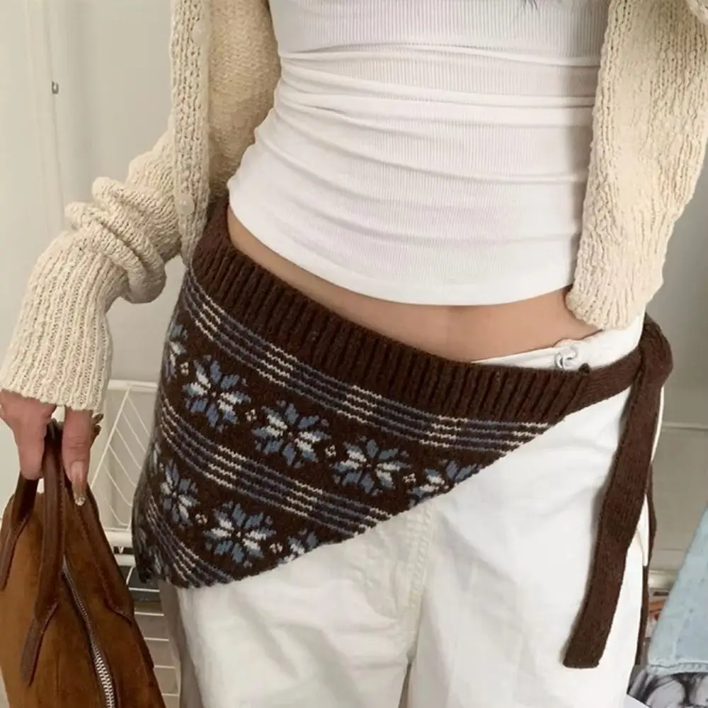 Yarn Triangle Hip Scarf Knitted Texture Fair Isle Pattern Hip Cover Up Snowflake Pattern Triangle Shape Triangle Waist Scarf
