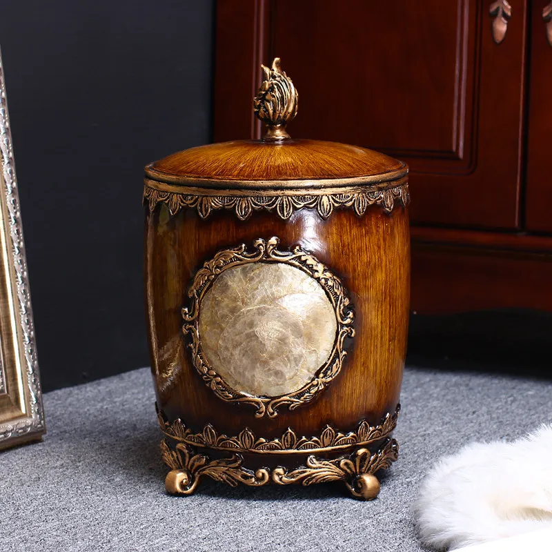 

Creative Lidded Trash Can Decorative Waste Bin Round Resin Trash Can Desktop Garbage Basket with Cover