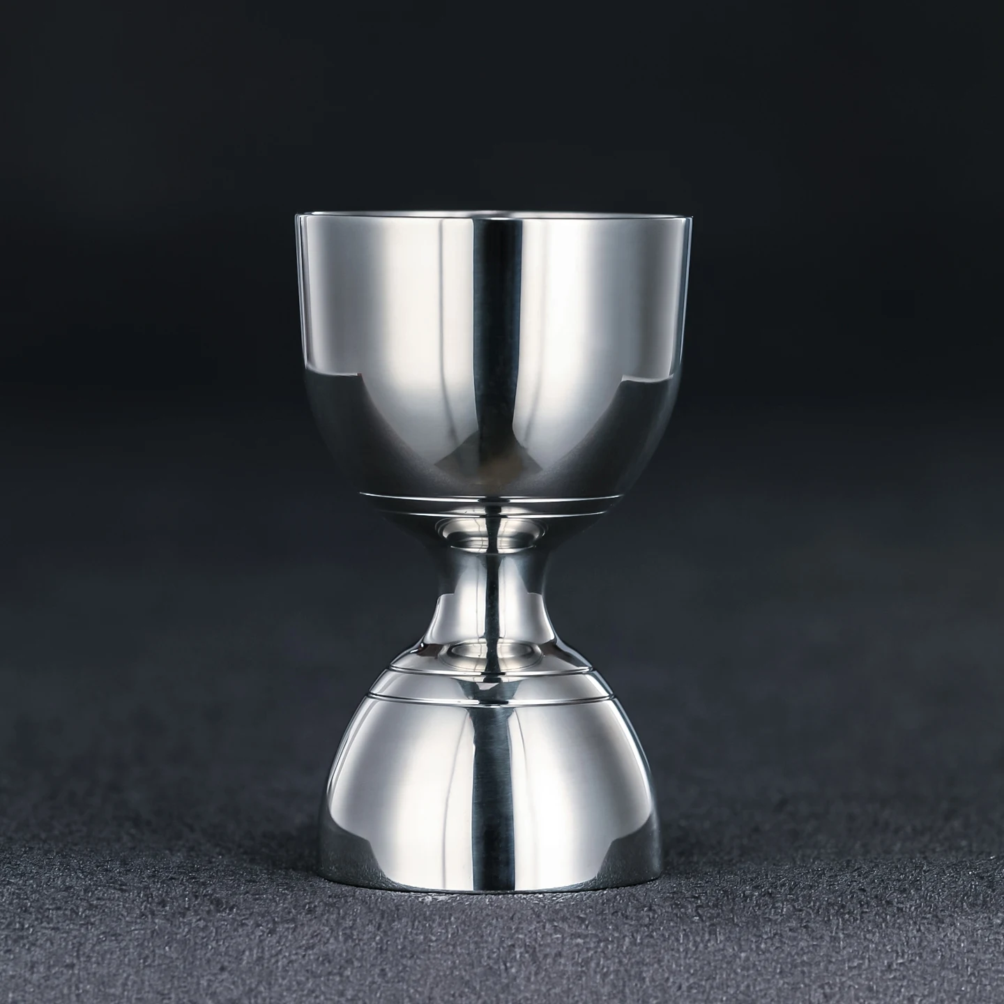 

Bar Bell Jigger Cocktail Jigger, Stainless Steel Commercial 2oz. / 1oz. Measuring Jigger Bar Tools Bar Accessories