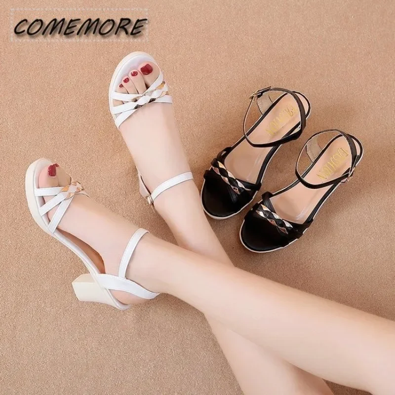 موضة صندل خشبي فستان للنساء 2025 صيف مريح عالية الكعب حذاء أبيض أحجار الراين الإناث أحذية الزفاف الأنيقة #5