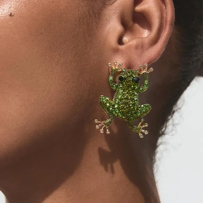 

Personalized Exquisite Creative Trendy Design Alloy Inlaid With Zircon Imitation Pearl Frog Animal Women's Earrings Jewelry