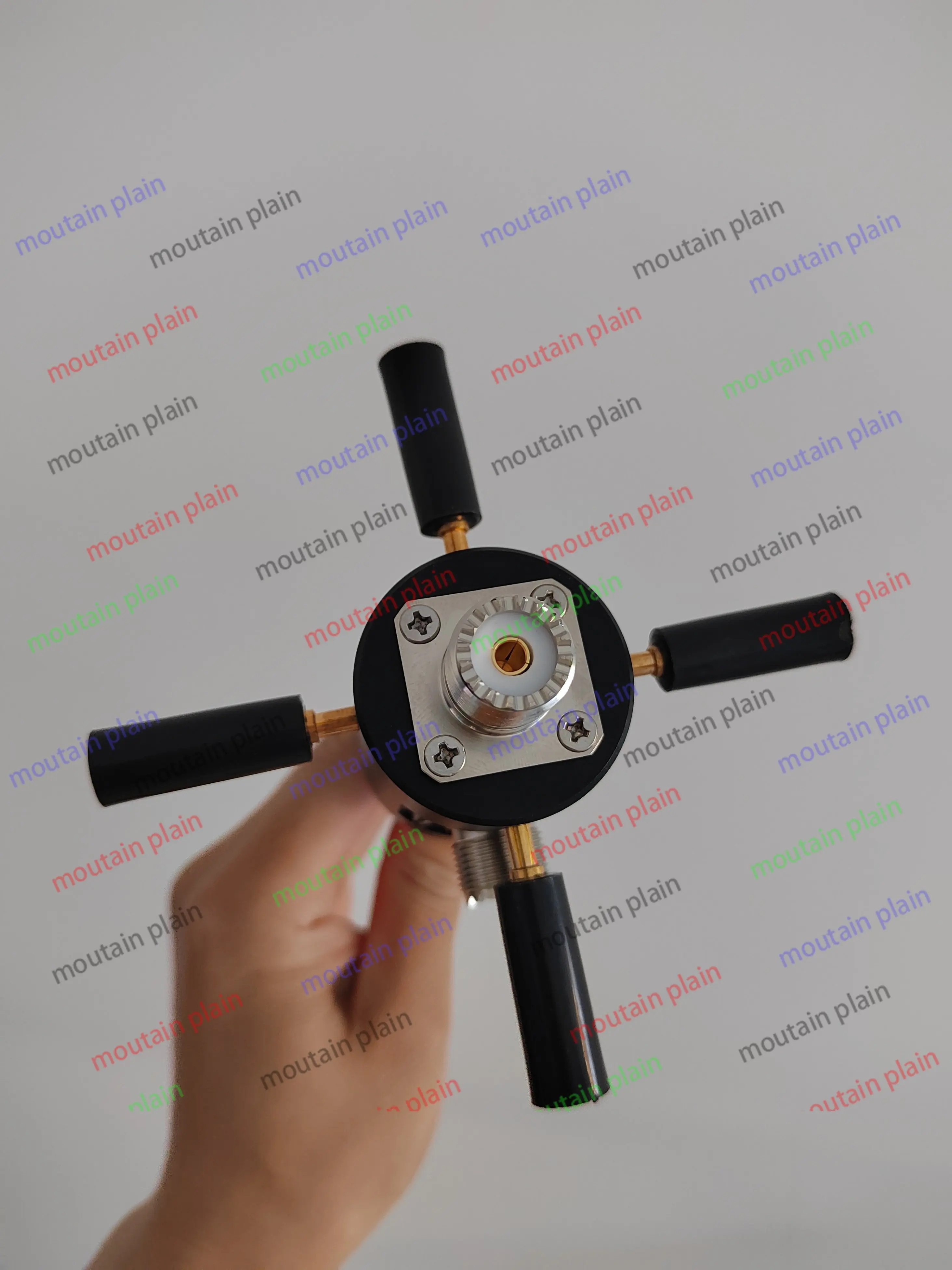 

Car GPS antenna base